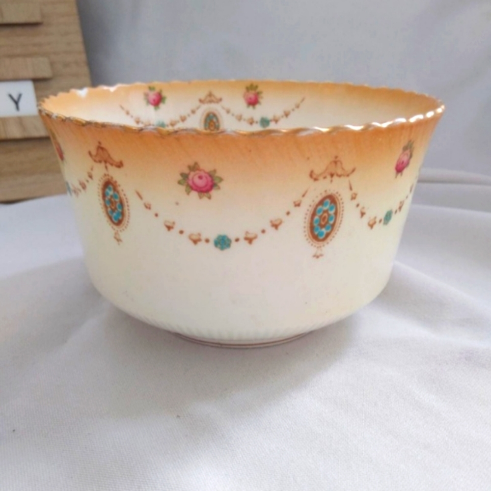 Royal Albert Bowl
